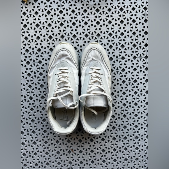 SHOE CLOSET CLEARANCE - Picture 12 of 13